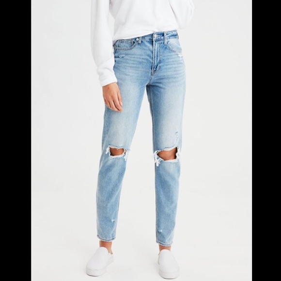 American Eagle Outfitters Denim - AEO Mom Jean